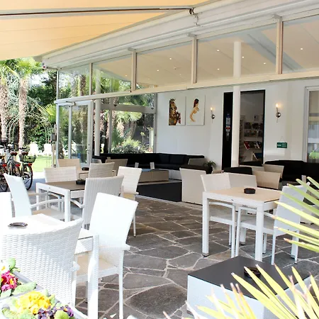 Luna Garni Otel Ascona