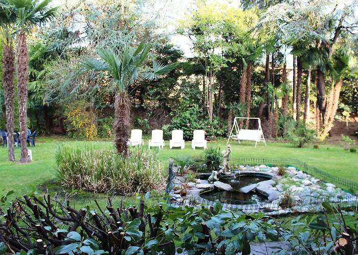 Luna Garni אסקונה