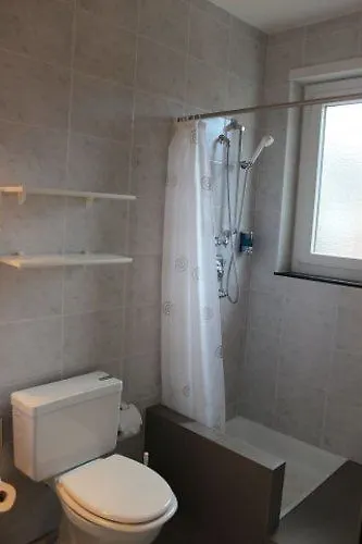 Luna Garni אסקונה