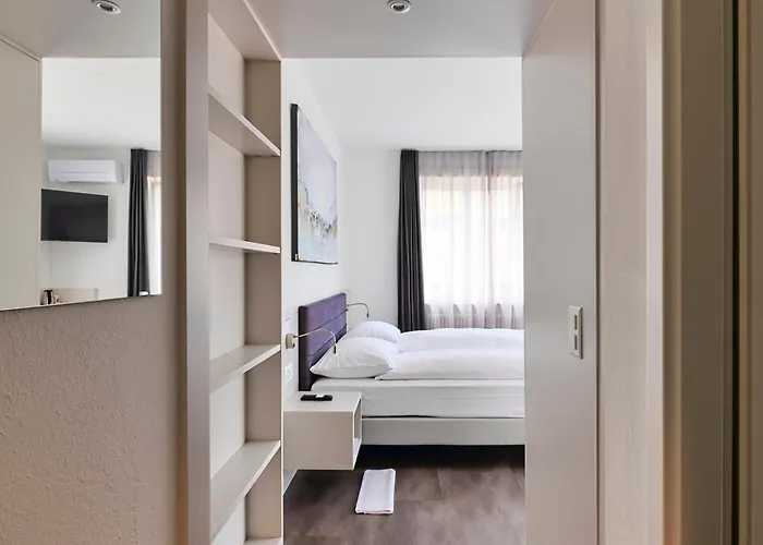 Luna Garni 아스꼬나