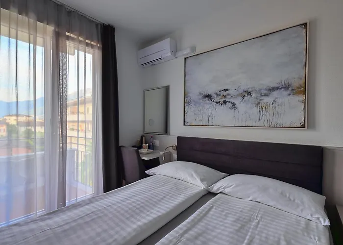 Luna Garni 아스꼬나