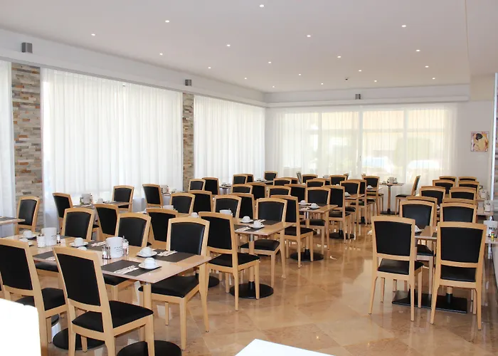 Luna Garni 호텔 3*