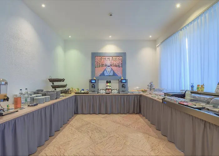 Luna Garni 아스꼬나